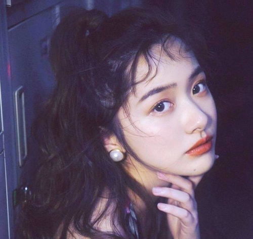 女生有这3个标志,妥妥的标准耐看脸,全中红遍整个校园