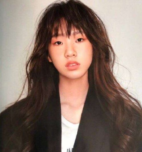 小s自爆冷落二女儿,为何家中老二总得不到爸妈的爱真心酸