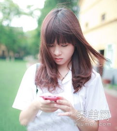 时尚女生内扣卷发文艺自然小清新