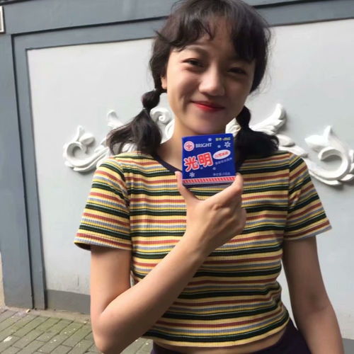 背景图每个灵魂里都有一朵玫瑰