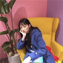 2018帅气戴帽子女生头像回忆是一种内心的谣言