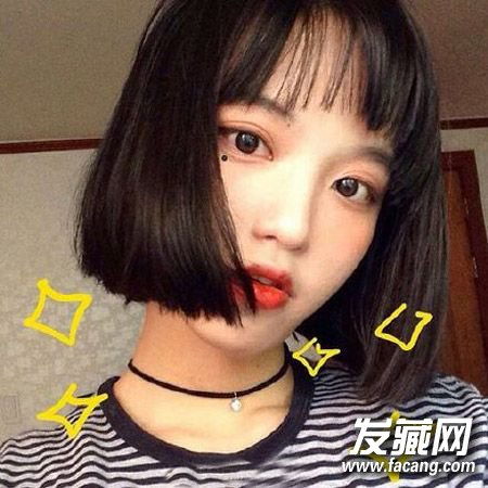 长发out了齐脖鲍伯头展现清纯少女气质