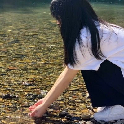 让人瞬间落泪的空间说说,句句扎心,前任看完都心疼