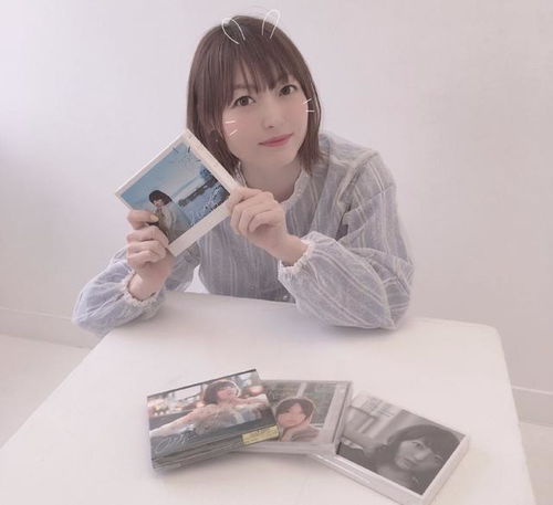 动漫声优女神花泽香菜官宣结婚治愈我们的她,找到治愈她的人了