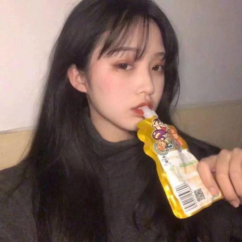 女生头像人并不是为了爱与被爱而活