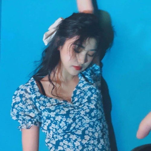 好看的小众女生头像壁纸