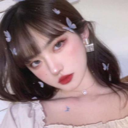 qq女生霸气头像,比较冷酷的美女