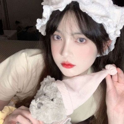 女生古灵精怪的自拍文案