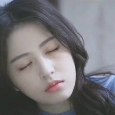 伤感女生头像伤心难过失望的表情伤感的内心