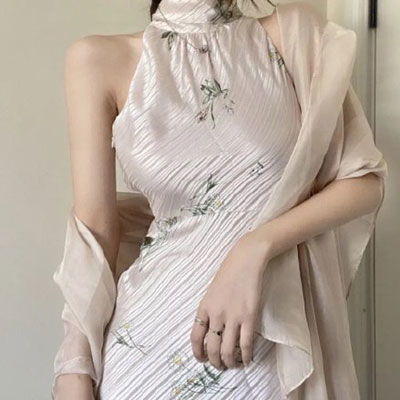 性感头像社会女骚气污高清部位女头下半身