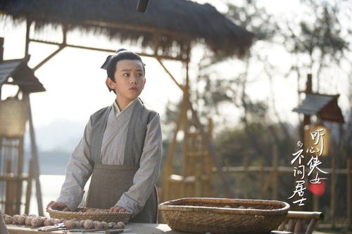 听心侠女与不问居士开播,肖添仁正式开启营业之旅