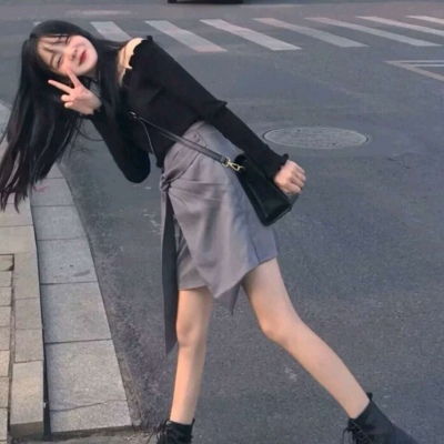 2021抖音天生丽质的高级感女生头像懂得很多之后依旧热爱生活