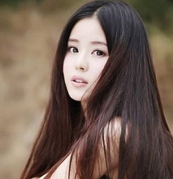 女生直发发型图片欣赏清爽直发让你速成万人迷