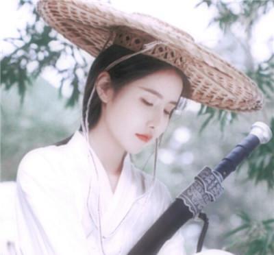 下周结束后,往事萦绕,巧遇良缘,旧情热烈,不甘放手,如愿厮守感情