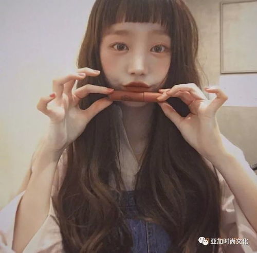 二次元刘海看一下