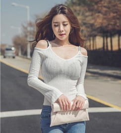 幽默段子司机边吐边说小伙子这是刚才一婴儿拉的便便,你的红薯掉地上了