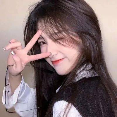 女生头像超棒的高冷女头像836