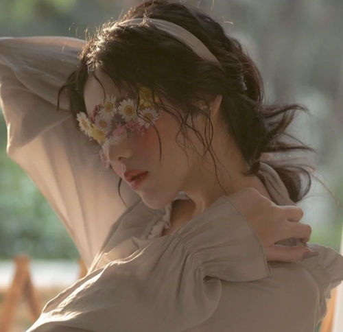 心动美女图片壁纸