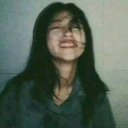帮忙找一下与这张图片相似的情侣头像,男生,大神帮忙