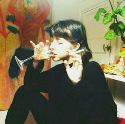 那些唯美的图片有点小意境推开窗户仰望天空