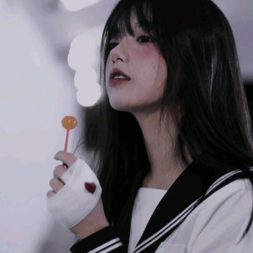 一整个秋天不换的高级头像心动女图
