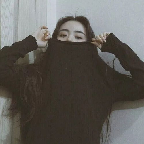 终于连一句不咸不淡的问候都像是打扰我爱你