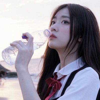 清纯高冷女生头像侧脸真实同一人多张