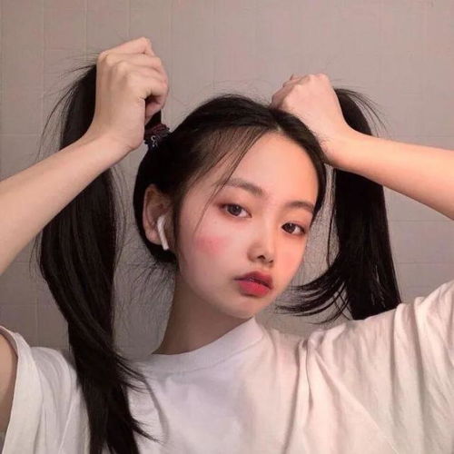 女生头像拐个弯,与生活和解,得失都随意