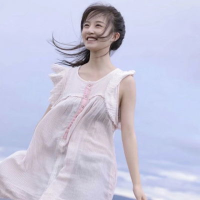清纯干净女生露脸头像,清纯美女露脸头像图片大全
