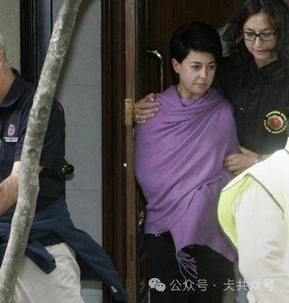 湖南女孩被外国富翁领养,12岁时惨遭养父母杀害,生前疑遭侵害