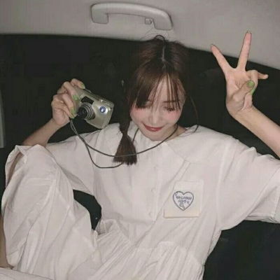 抖音最火唯美女生头像好看爱意有限要留给值得的人