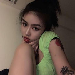 超拽女生头像霸气冷酷头像女生帅气简单美