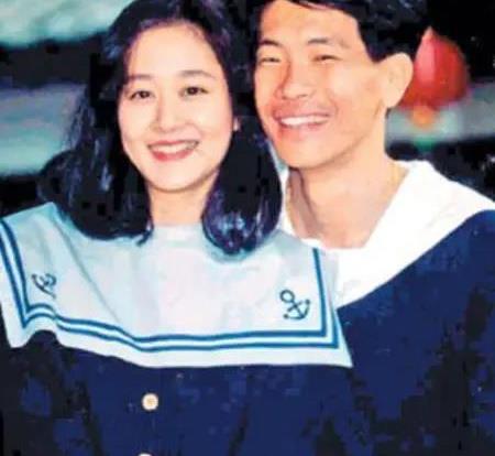 事业巅峰嫁人生子,婚姻被闺蜜蒋勤勤插足,43岁抑郁烧炭自杀