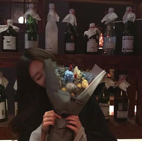 今日超好看唯美女生头像