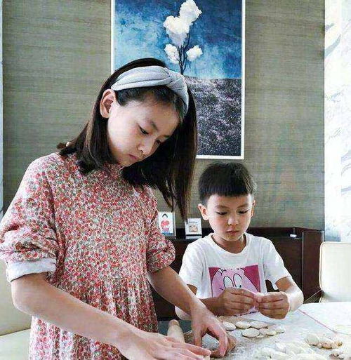 12岁森碟私照曝光吓坏网友田亮,你到底是怎么养女儿的