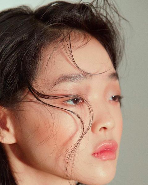 小松菜奈的冷漠脸世理奈的雀斑甜丧风真上头啊