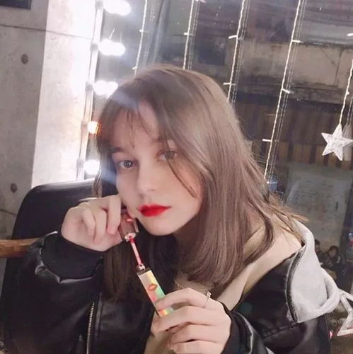 头像丨梦想不多兜里有糖肚里有墨