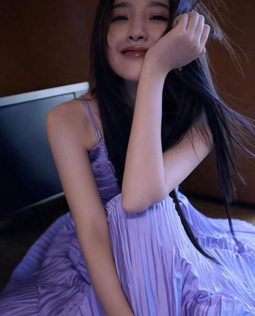 女星唐艺昕造型合集靓丽清纯魅力娇艳