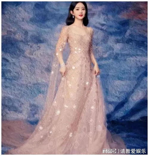 赵丽颖晒九宫格图片,发文不舍新剧角色,穿着太接地气