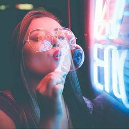 每日头像好看的欧美风女生头像和男生头像
