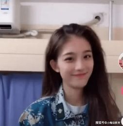 北大女生在宿舍拍抖音,被墙上的东西抢镜,网友这才是我梦寐以