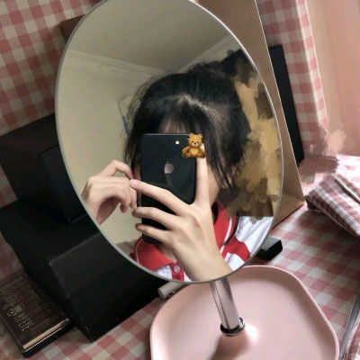 拿手机遮住脸qq头像女找一组看不见正脸的女生头像
