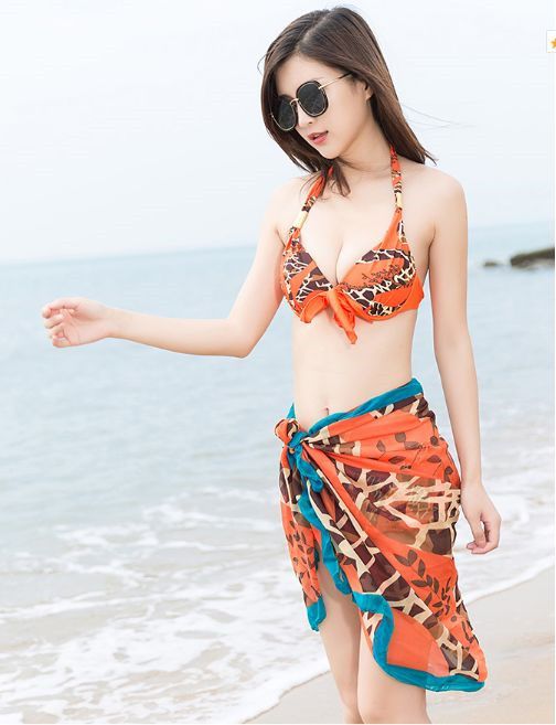 颜值满分的比基尼泳衣美女,唯美动人气质不凡,穿着潮流有气质
