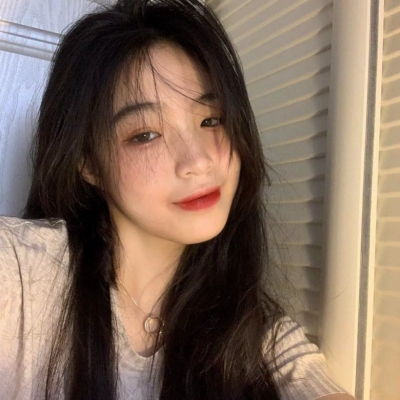 很治愈的很好看的ins女生头像大全追赶你爱的男孩不如去接纳那个爱你的男孩....