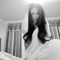 灰色伤感qq女生头像慢行的爱情终会跌倒