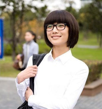 三心家政丨女硕士辞职做保姆,降维打击是家政行业的新趋势