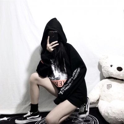 最近火了渣女刺猬头像,不碰感情,齐天大圣也没我酷