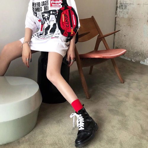 世事洞明,却不以世故待人性感霸气迷人女生头像