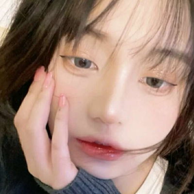 朋友圈头像女生