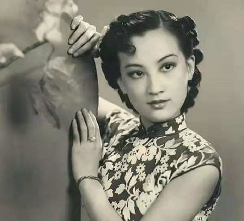 上海滩冻龄女郎蒋梅英花甲之年被26岁小伙看上,却因此丧命